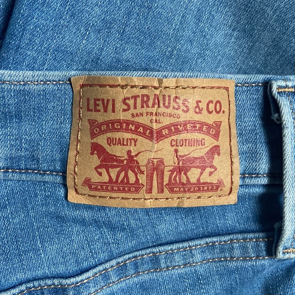 Levi’s Skinny Jeans - Picture 4 of 5